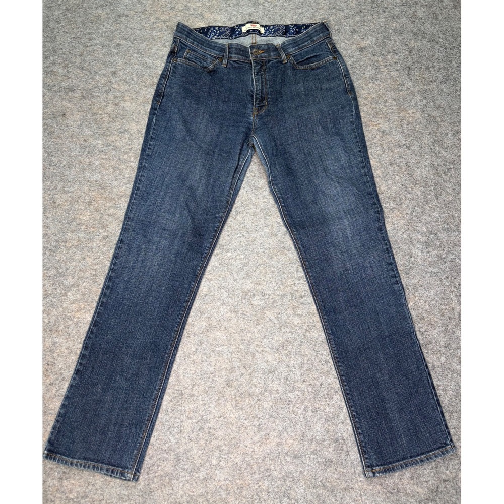 Levi's Women's Straight Leg Jeans - Classic Denim